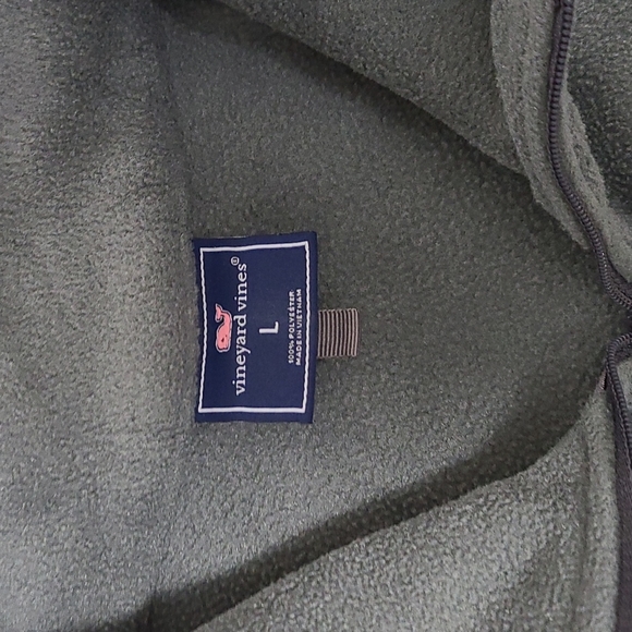 🦋 [ vineyards vines ] - Picture 3 of 5